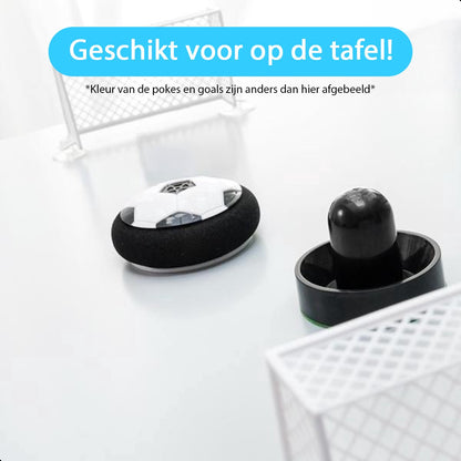 Mini Airhockey Spel Voetbal Editie - Hover Bal - Spelletjes Voor Kinderen - Vakantie Speelgoed - Reisspellen - Cadeau voor Jongens en Meisjes - Tafelvoetbal - Alle leeftijden - Binnen - Puck - Game Tafel - Rood en Blauw